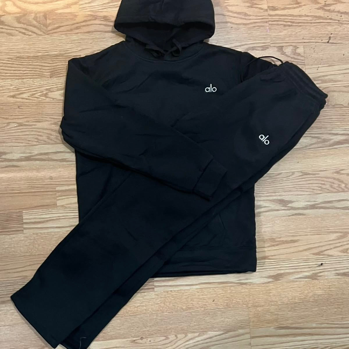 Men’s black set